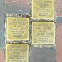 Dritter Pinneberger Schüler-Fotowettbewerb startet: Erinnern im Kreis Pinneberg 